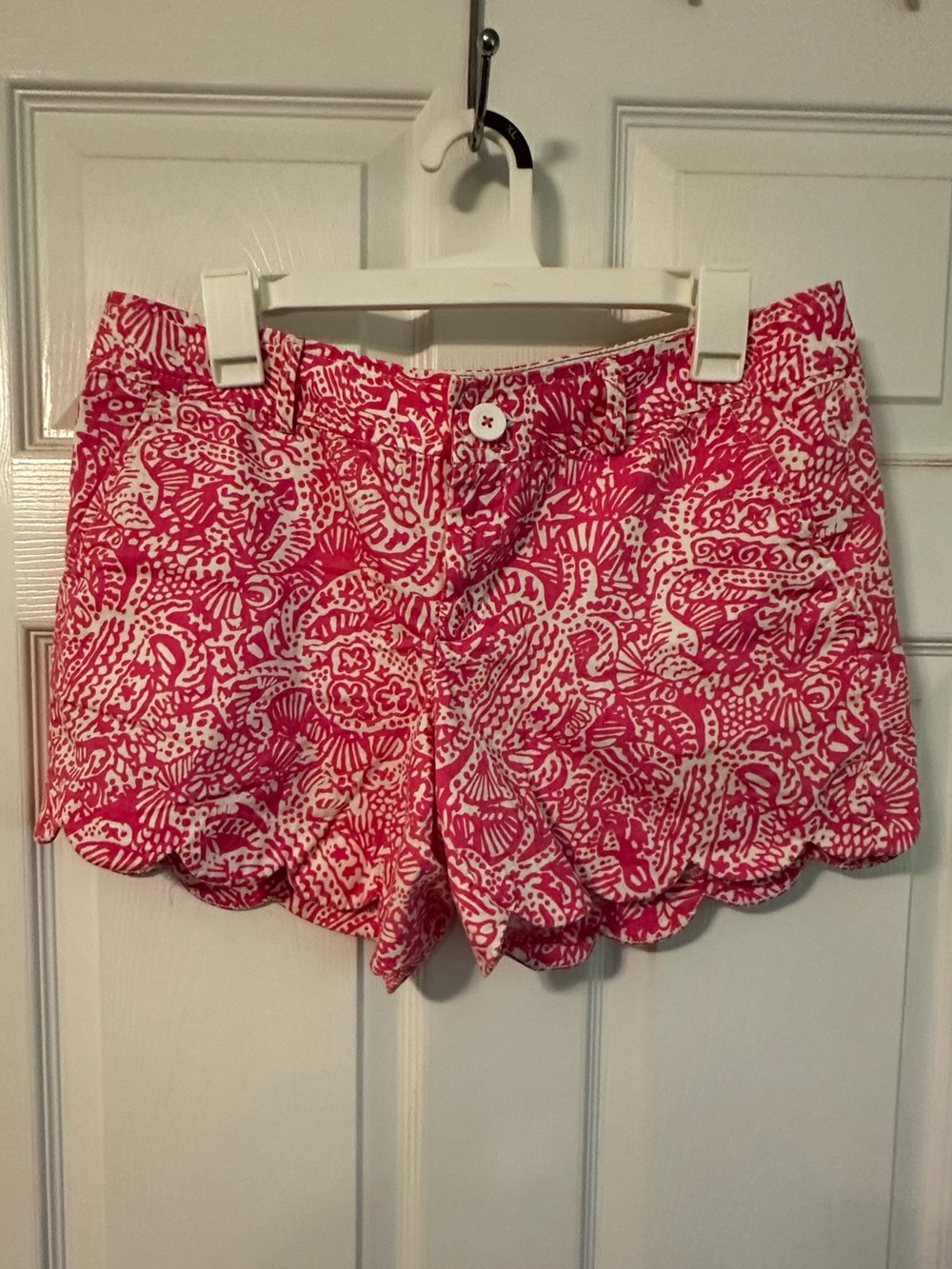 Lilly Pulitzer Pink Printed Scallop-Hem High-Waist Shorts